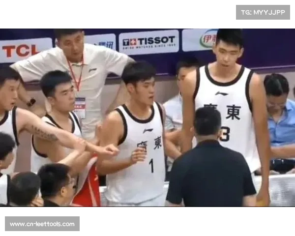 徐昕与杜锋热身赛冲突曝光 广东全运队内部矛盾引发广泛关注