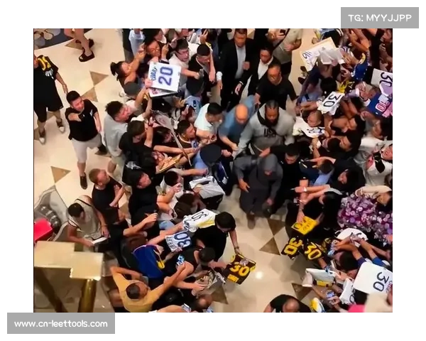 球星中国行重启引发全国球迷热情高涨共掀观赛热潮 球星中国行重启引发全国球迷热情高涨共掀观赛热潮